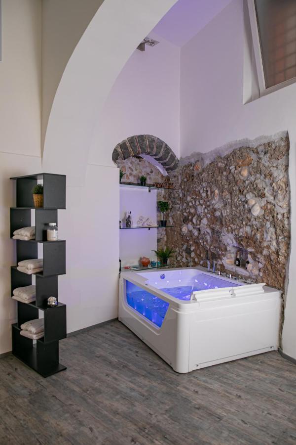 Salerno Mare E Luci Deluxe Apartment Bagian luar foto