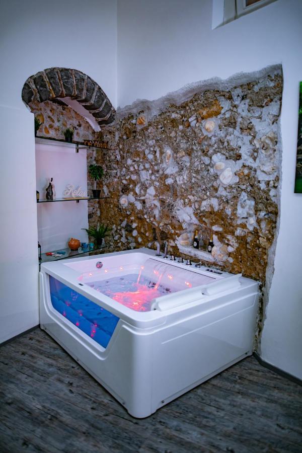 Salerno Mare E Luci Deluxe Apartment Bagian luar foto