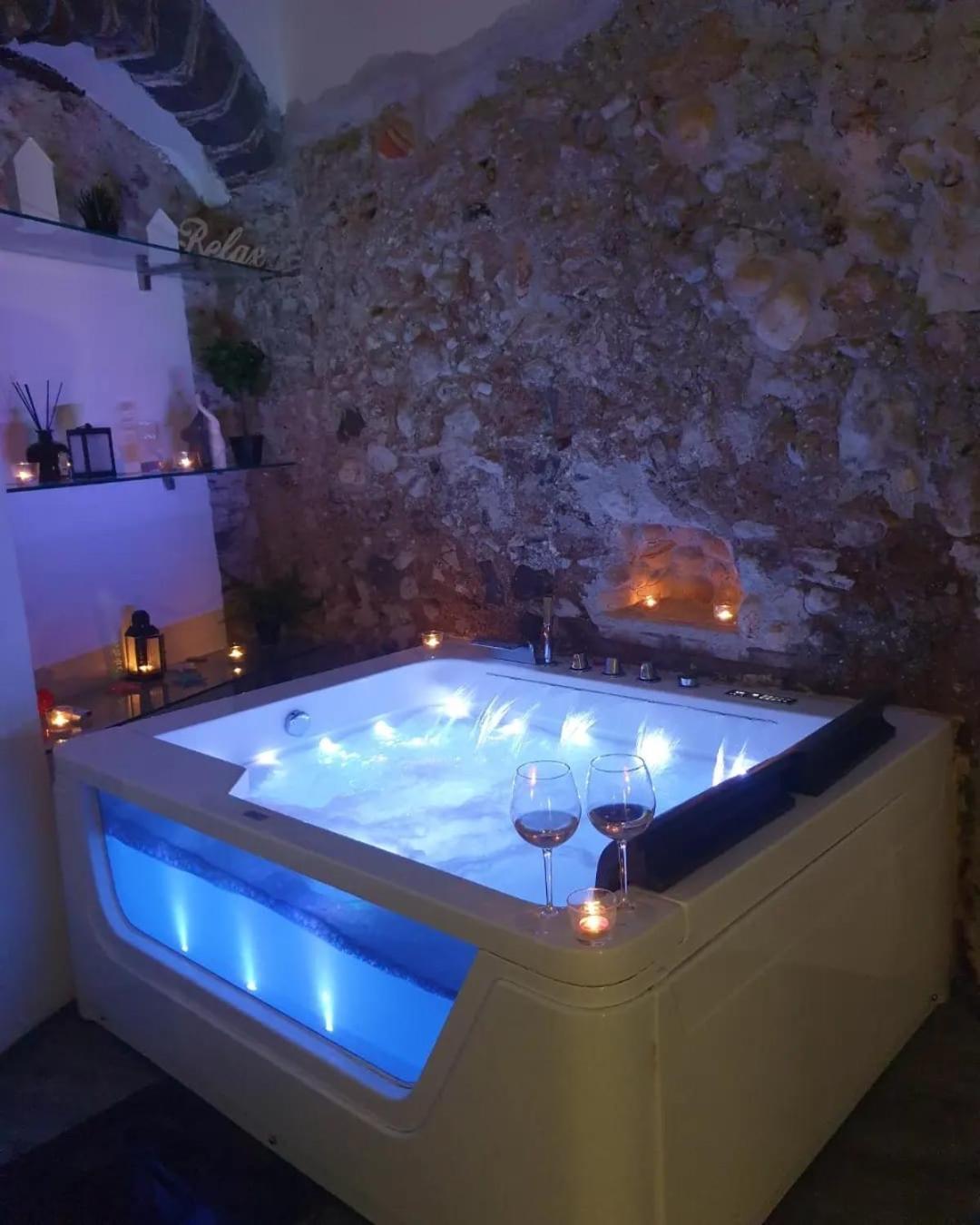 Salerno Mare E Luci Deluxe Apartment Bagian luar foto